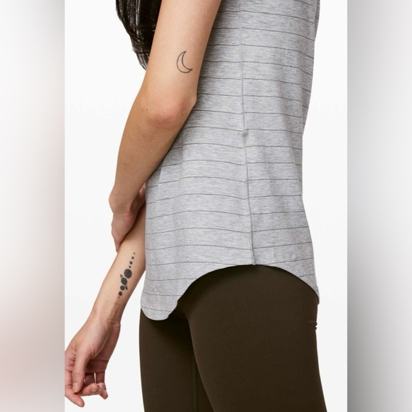 Lululemon Love Tee V Neck - Picture 9 of 11